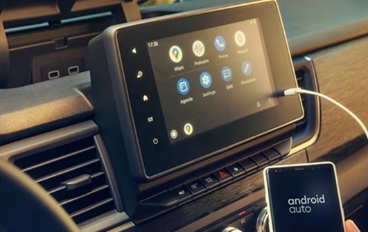 8” Multimedia screen with smartphone mirroring